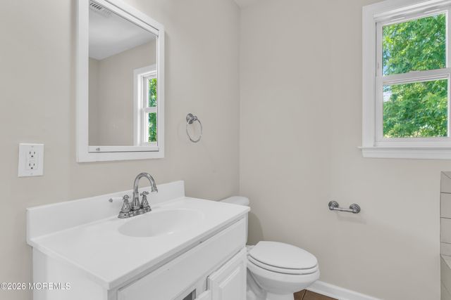 410 Monmouth Avenue, Ocean Gate, NJ 08740