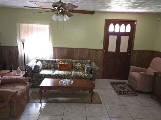 3101 Hibiscus Avenue, Fort Pierce, FL 34947