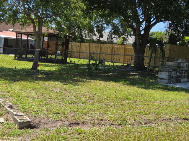 3101 Hibiscus Avenue, Fort Pierce, FL 34947