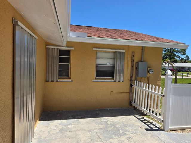 3101 Hibiscus Avenue, Fort Pierce, FL 34947