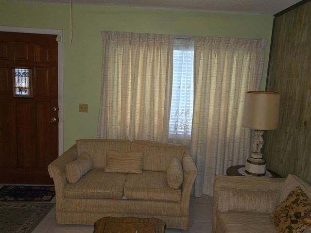 3101 Hibiscus Avenue, Fort Pierce, FL 34947