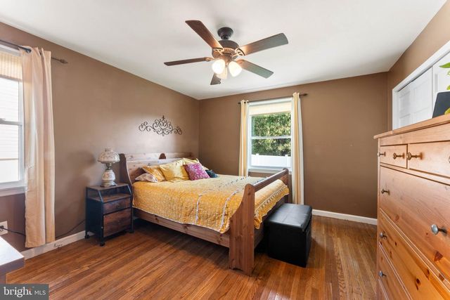 329 ASHLAND AVE, Secane, PA 19018