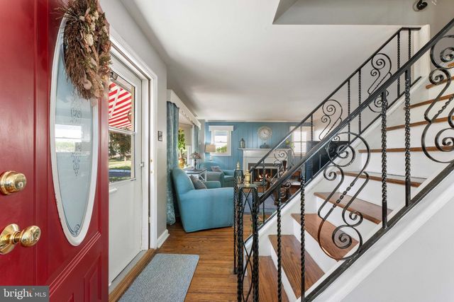 329 ASHLAND AVE, Secane, PA 19018