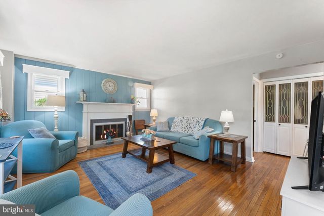 329 ASHLAND AVE, Secane, PA 19018