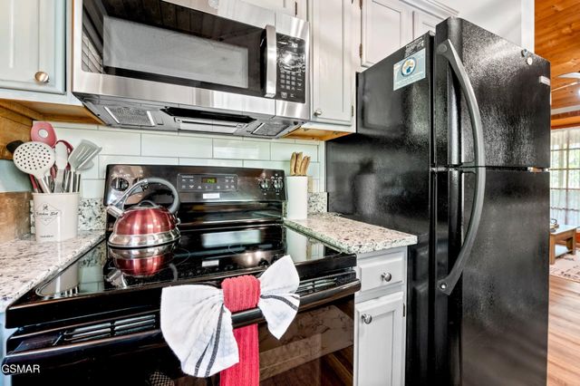 2336 Hidden Mountain Road, Sevierville, TN 37876