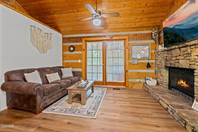 2336 Hidden Mountain Road, Sevierville, TN 37876