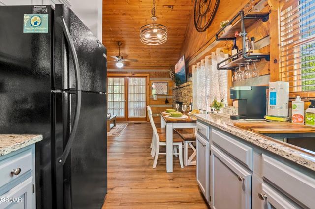 2336 Hidden Mountain Road, Sevierville, TN 37876