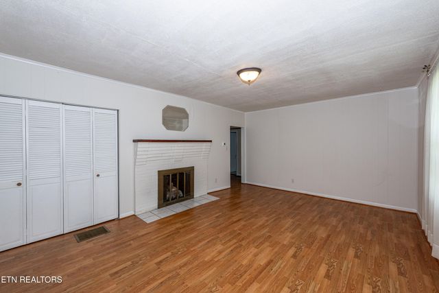 618 Eagleton Rd, Maryville, TN 37804