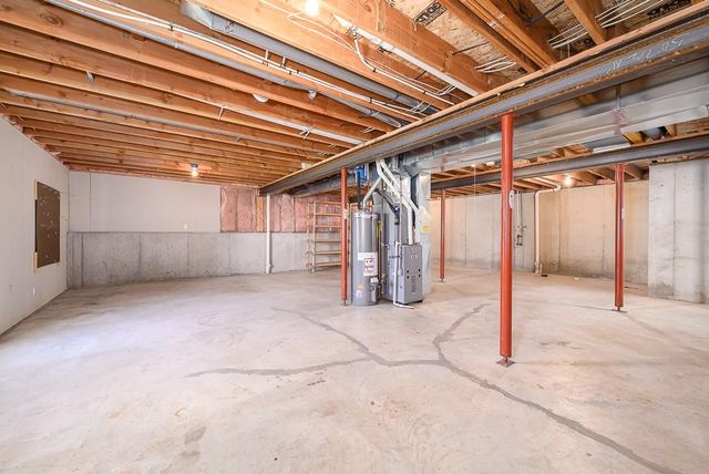 2512 N 111th Terrace, Kansas City, KS 66109