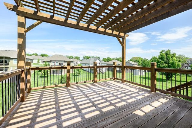 2512 N 111th Terrace, Kansas City, KS 66109