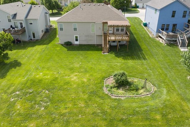 2512 N 111th Terrace, Kansas City, KS 66109