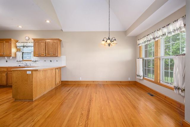 2512 N 111th Terrace, Kansas City, KS 66109