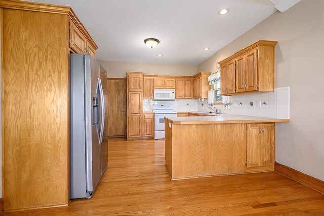 2512 N 111th Terrace, Kansas City, KS 66109