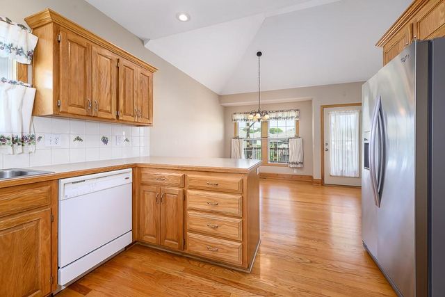 2512 N 111th Terrace, Kansas City, KS 66109