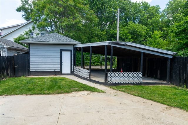 1727 W Riverview Avenue, Dayton, OH 45402