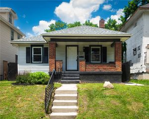 1727 W Riverview Avenue, Dayton, OH 45402