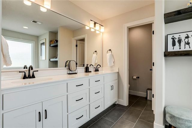 18886 W 169th Street, Olathe, KS 66062