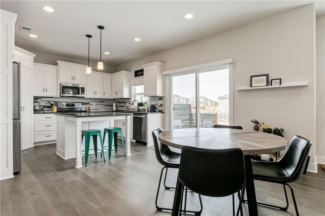 18886 W 169th Street, Olathe, KS 66062