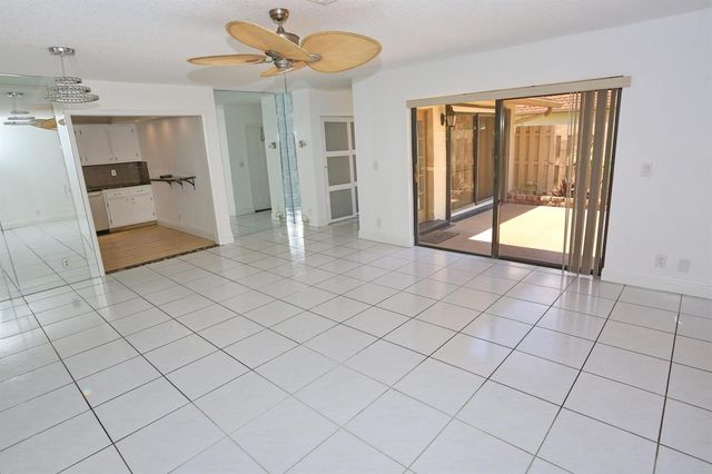 714 NW 27th Avenue C, Delray Beach, FL 33445