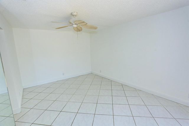 714 NW 27th Avenue C, Delray Beach, FL 33445