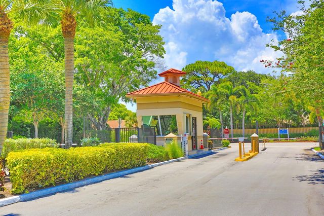 714 NW 27th Avenue C, Delray Beach, FL 33445