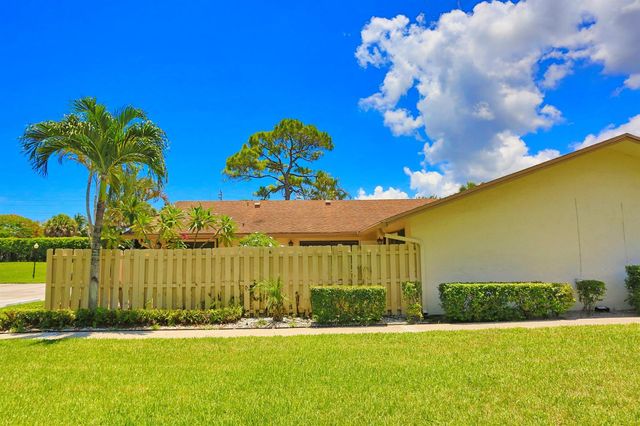 714 NW 27th Avenue C, Delray Beach, FL 33445