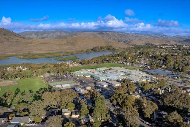 1750 Prefumo Canyon 48, San Luis Obispo, CA 93405