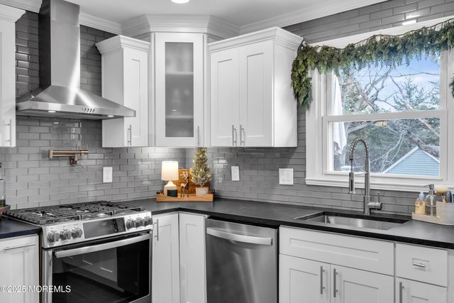 975 Indian Hill Road, Toms River, NJ 08753