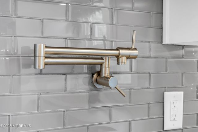 975 Indian Hill Road, Toms River, NJ 08753