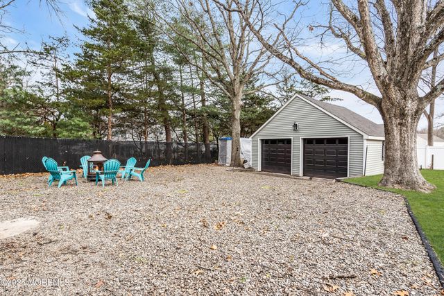 975 Indian Hill Road, Toms River, NJ 08753