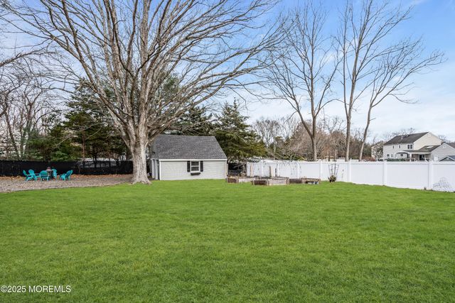 975 Indian Hill Road, Toms River, NJ 08753