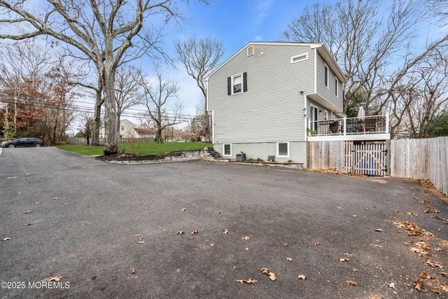 975 Indian Hill Road, Toms River, NJ 08753