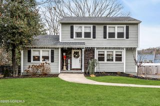 975 Indian Hill Road, Toms River, NJ 08753