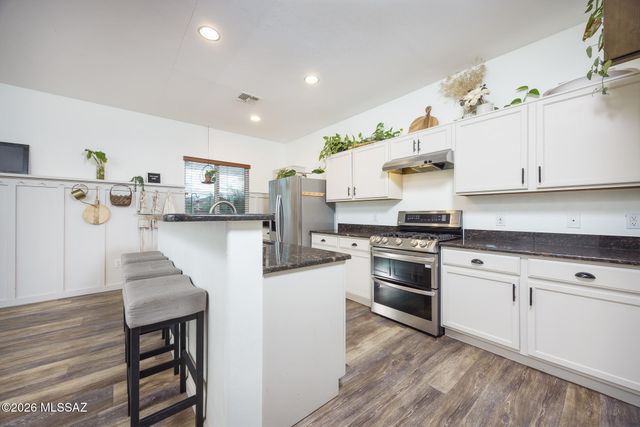 775 S Harry P Stagg Drive, Vail, AZ 85641
