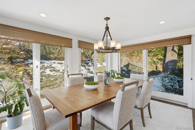 2 Village Lane, Bronxville, NY 10708