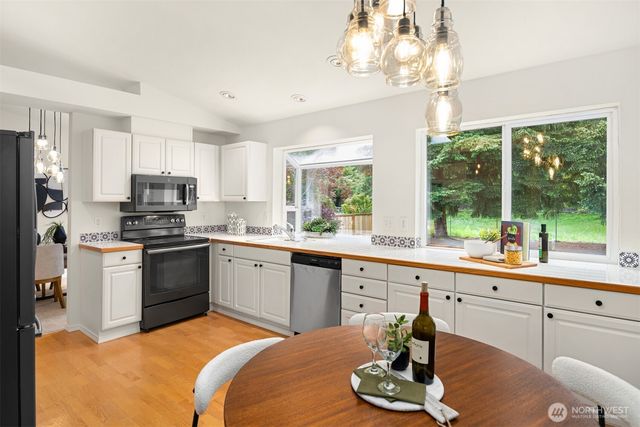 15223 55th Drive SE, Everett, WA 98208