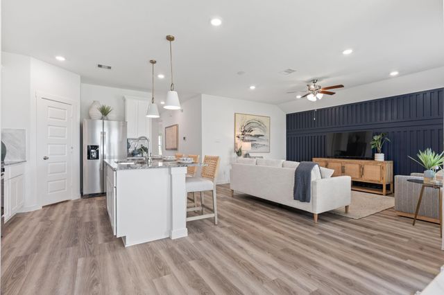 13906 Bay Crest, Texas City, TX 77591