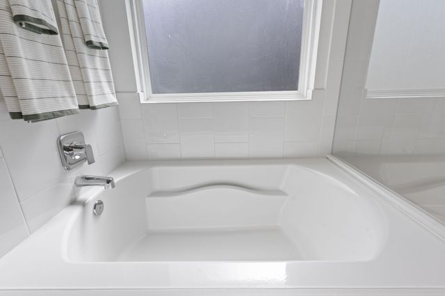 13906 Bay Crest, Texas City, TX 77591