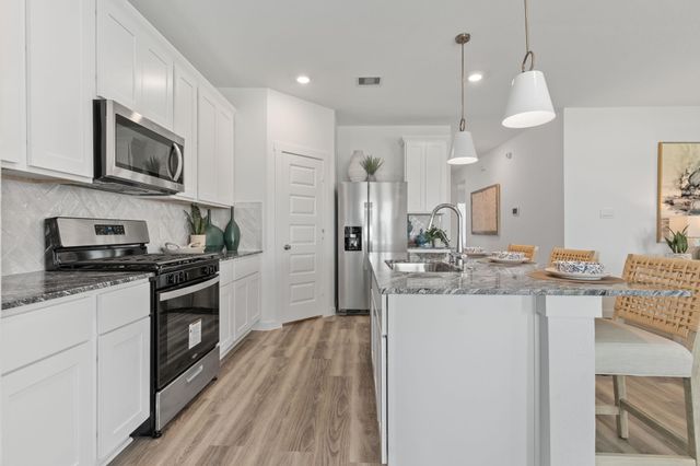 13906 Bay Crest, Texas City, TX 77591