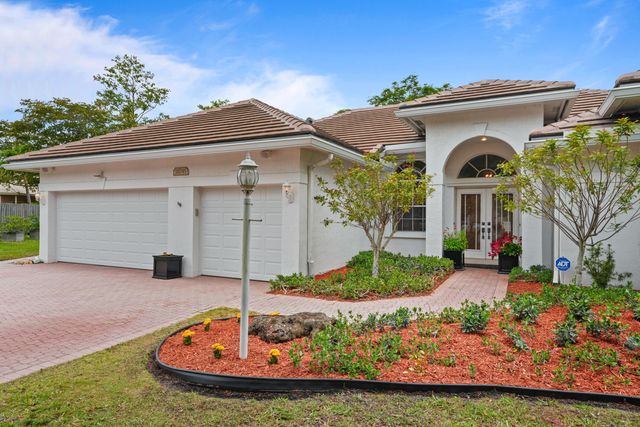16245 Seneca Circle, Davie, FL 33331