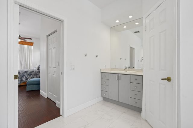 16245 Seneca Circle, Davie, FL 33331