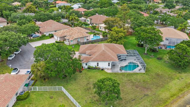 16245 Seneca Circle, Davie, FL 33331