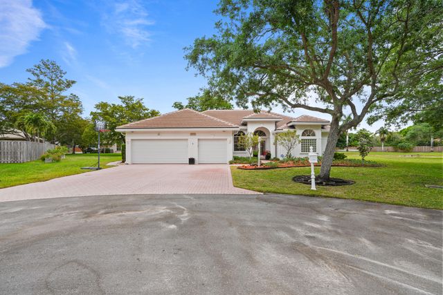 16245 Seneca Circle, Davie, FL 33331