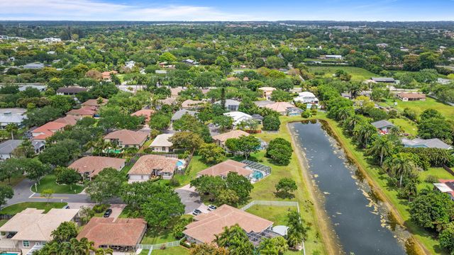 16245 Seneca Circle, Davie, FL 33331