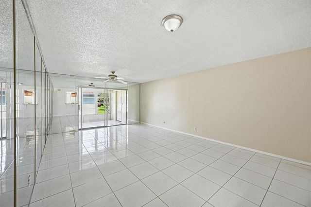 6525 S Oriole Boulevard, Delray Beach, FL 33446
