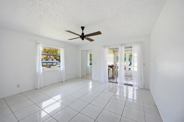 6525 S Oriole Boulevard, Delray Beach, FL 33446