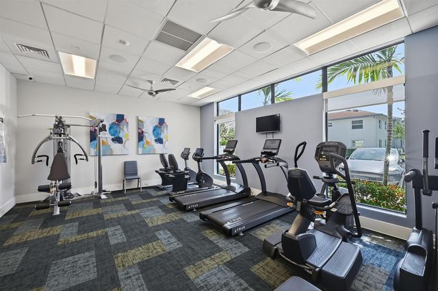6525 S Oriole Boulevard, Delray Beach, FL 33446
