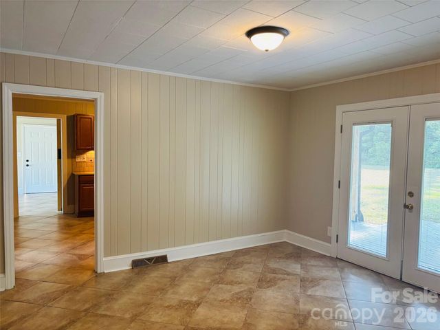 168 Collins Avenue, Forest City, NC 28043