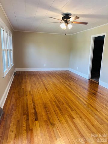 168 Collins Avenue, Forest City, NC 28043