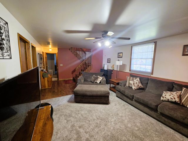 1285 W 98th Avenue, Crown Point, IN 46307